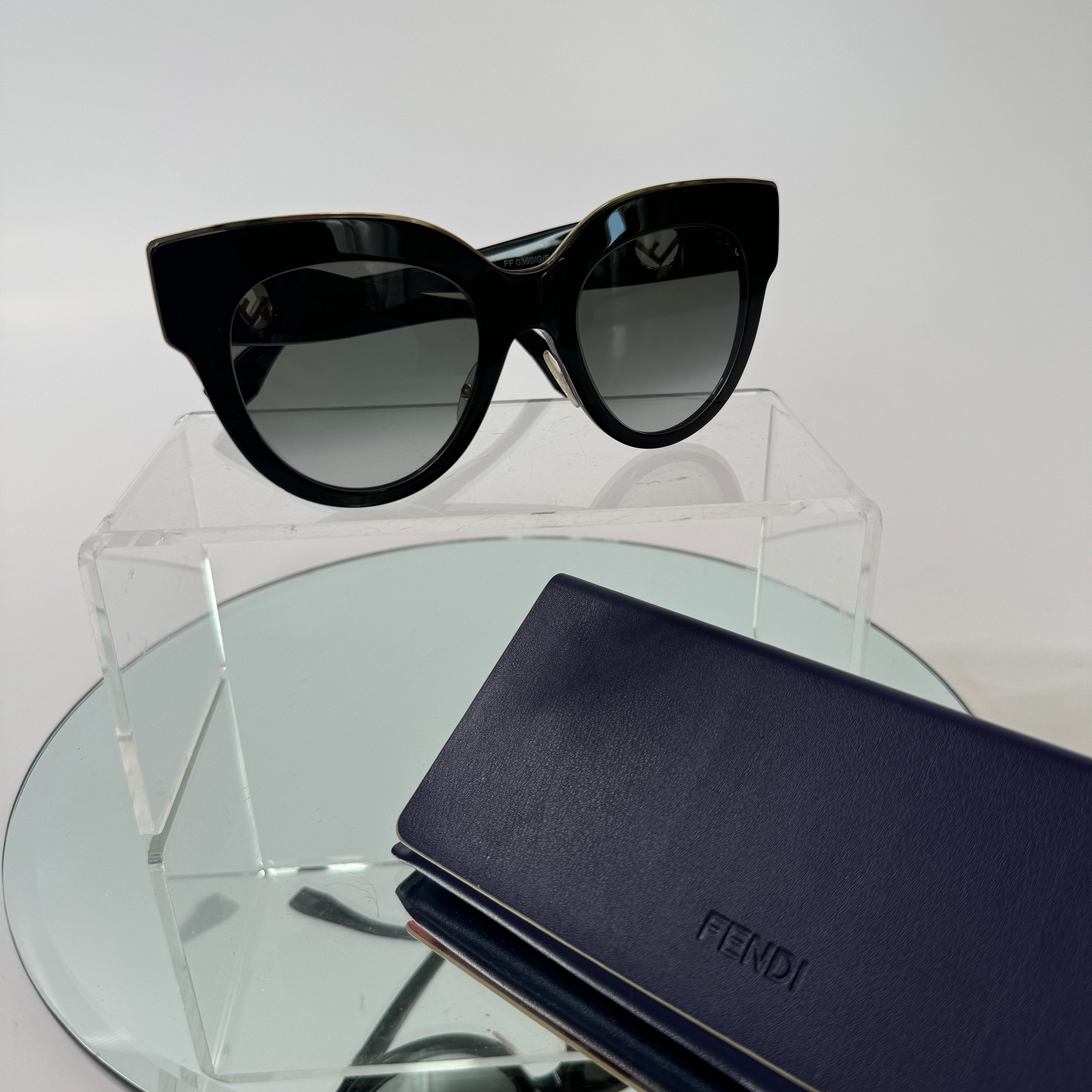 Fendi oversized cat eye sunglasses online