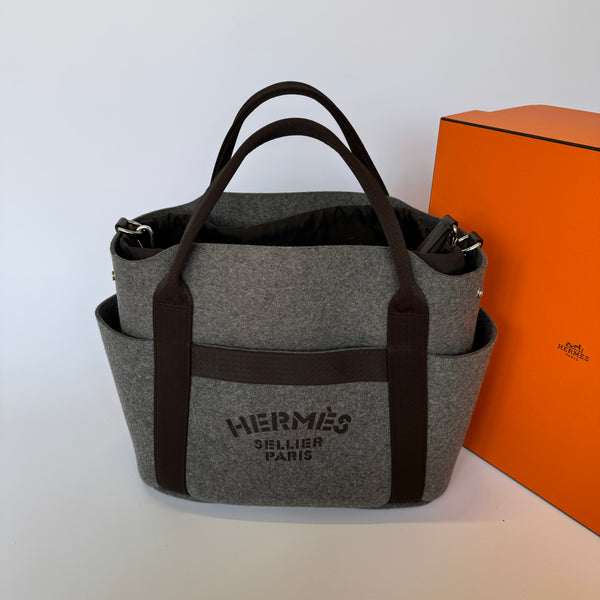 Hermès Acier Grooming Bag