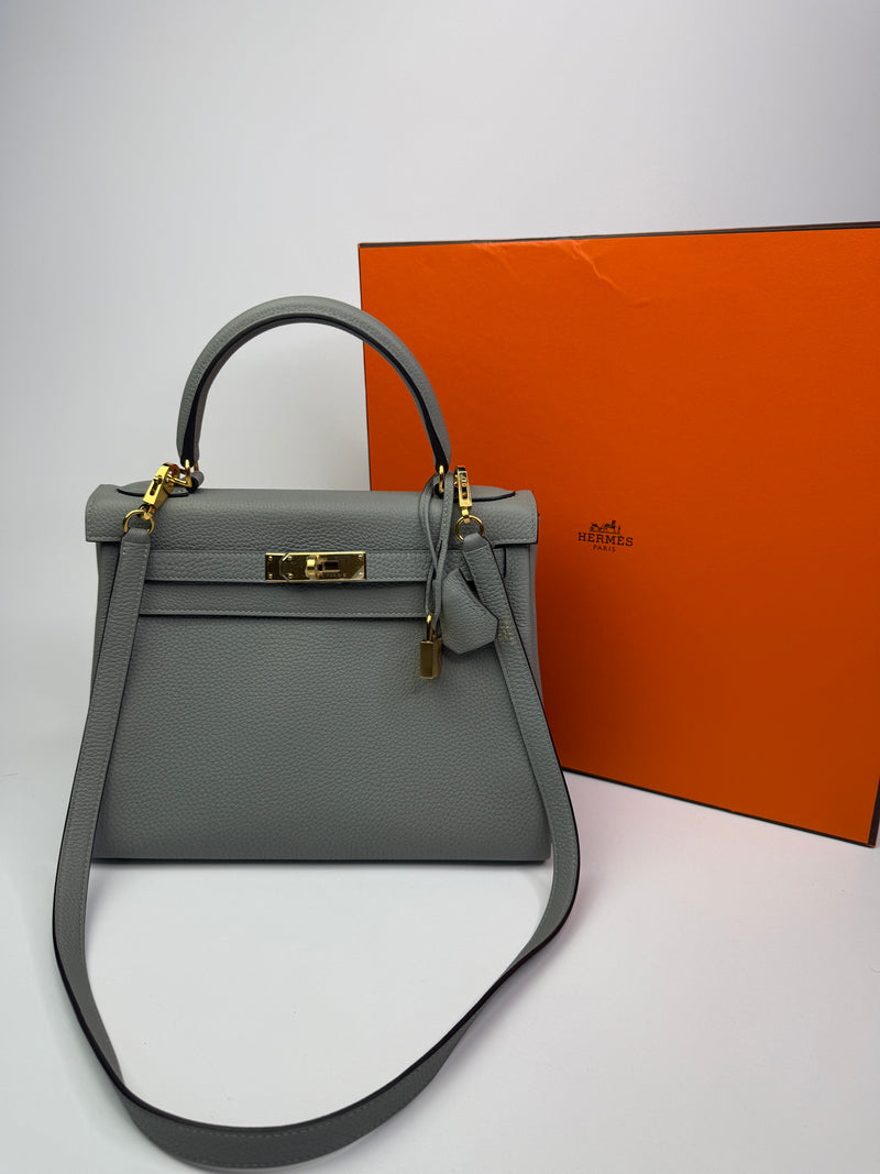 Hermès Kelly 28 In Gris Mouette Togo Leather GHW