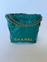 chanel 22 mini bag green calfskin ghw