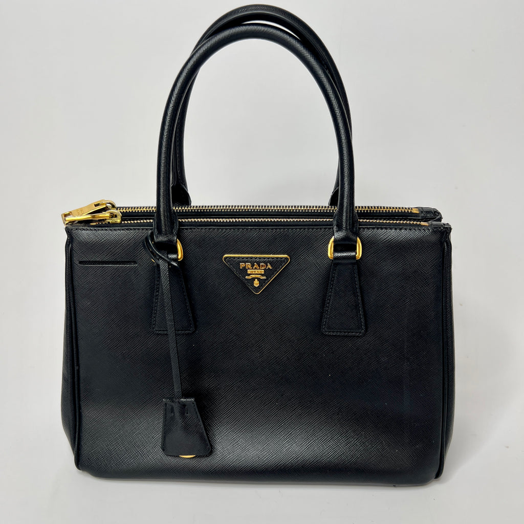 Prada saffiano lux discount small