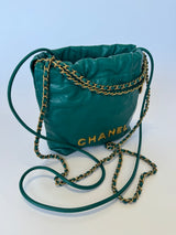 chanel 22 mini bag green calfskin ghw