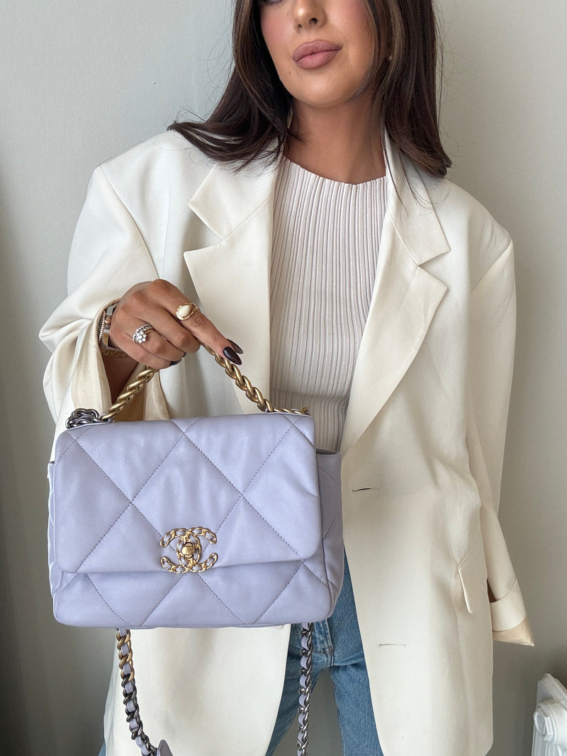 Chanel 19 Small In Lilac Lambskin Leather