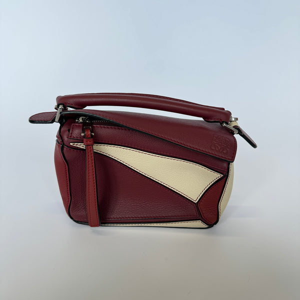 Loewe Mini Puzzle bag In Burgundy Calfskin