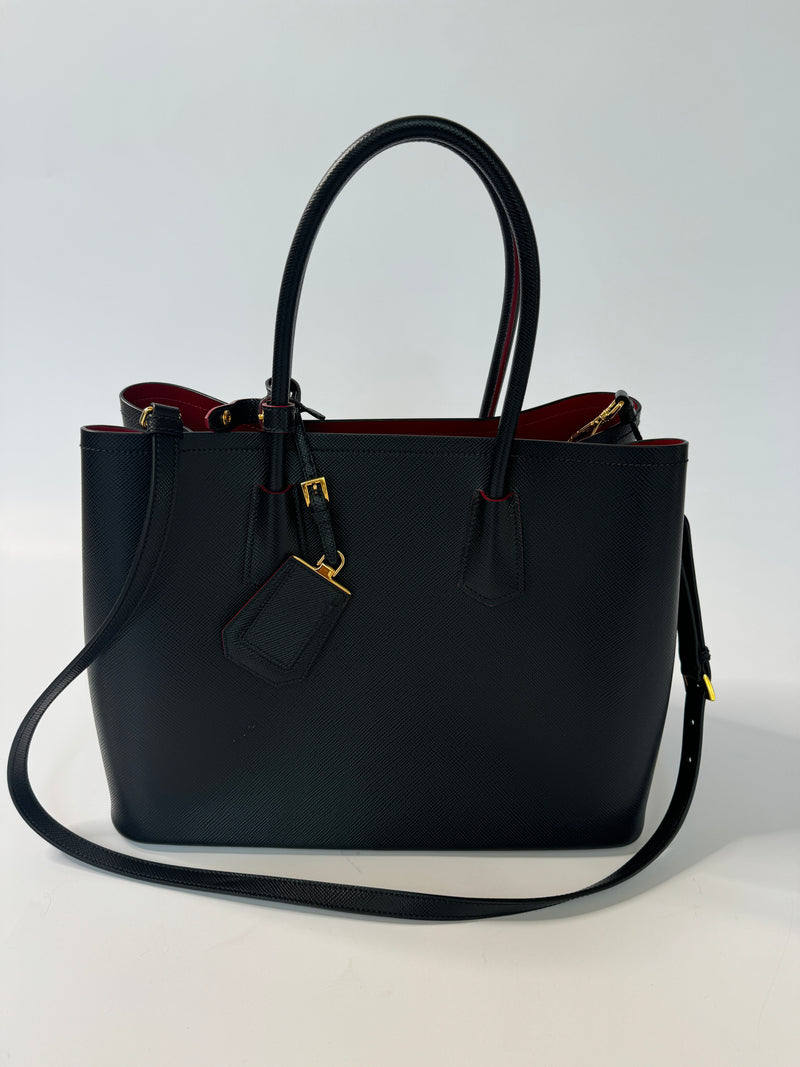 Prada small saffiano bag hotsell