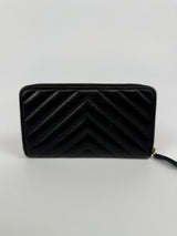 Chanel Wallet In Black Lambskin Chevron