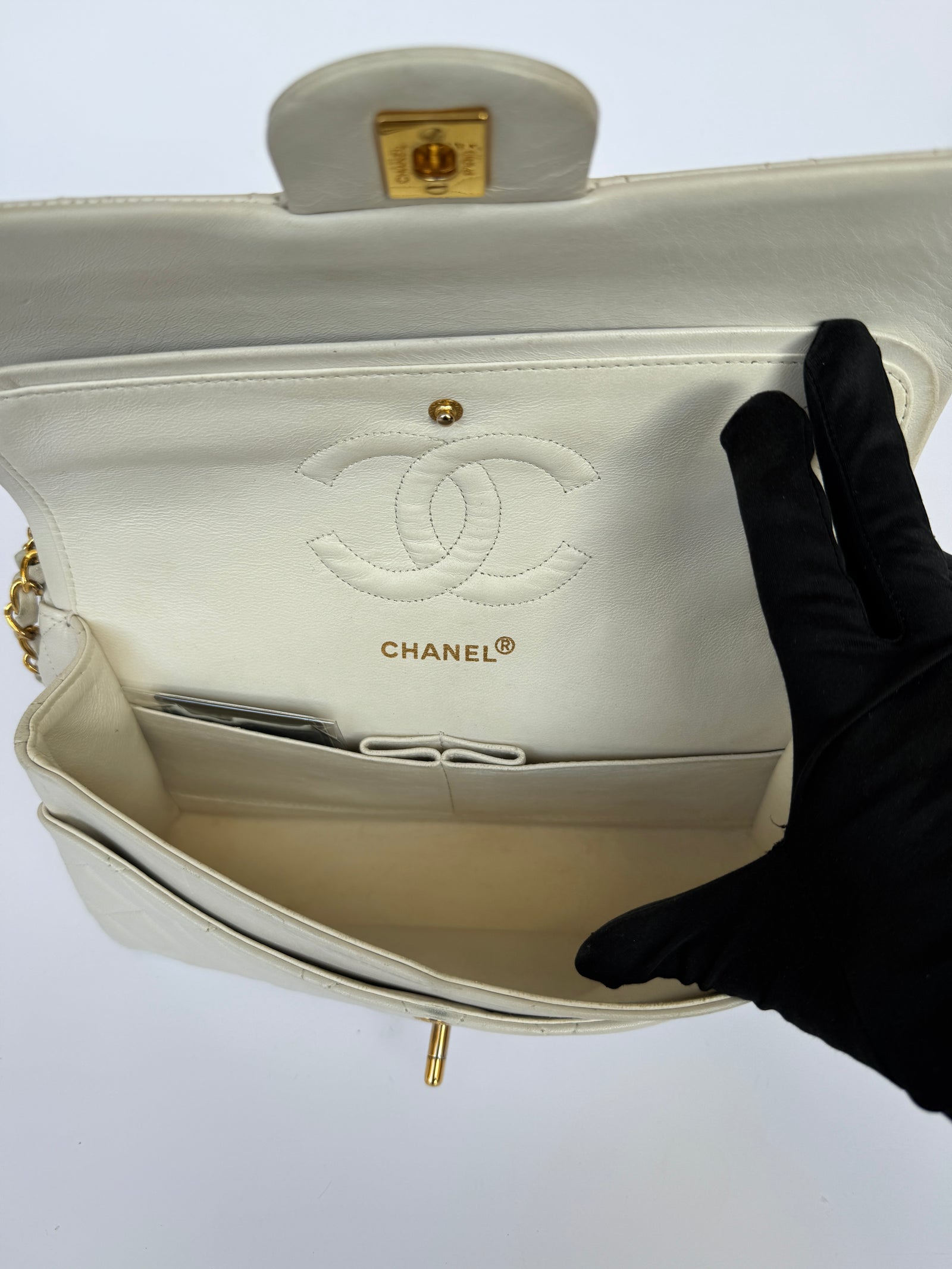 White chanel vintage bag sale