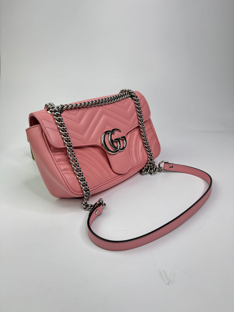 Gucci GG Small Marmont Matelasse Shoulder Bag