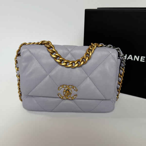 Chanel 19 Small In Lilac Lambskin Leather