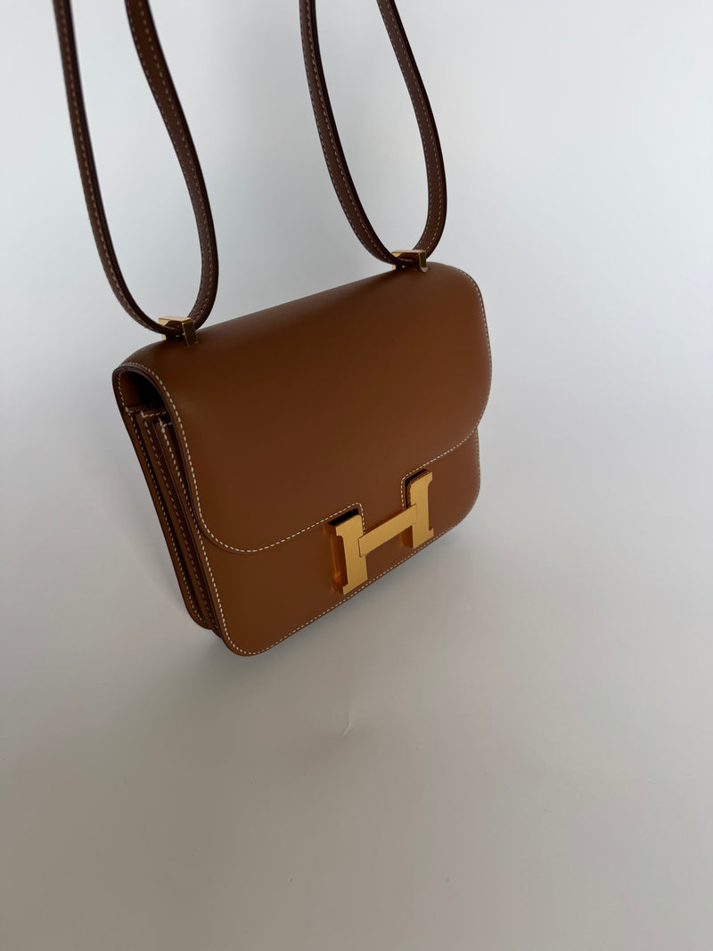 Hermès Constance 18 In Gold Swift GHW