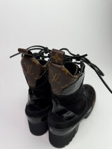 Louis Vuitton Laureate Desert Boots (Size 39/UK 6)