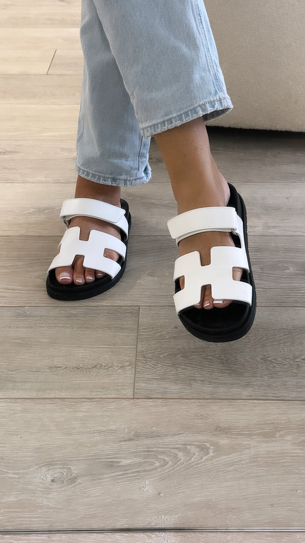 Hermès Chypre Sandals (size 37/UK4 )