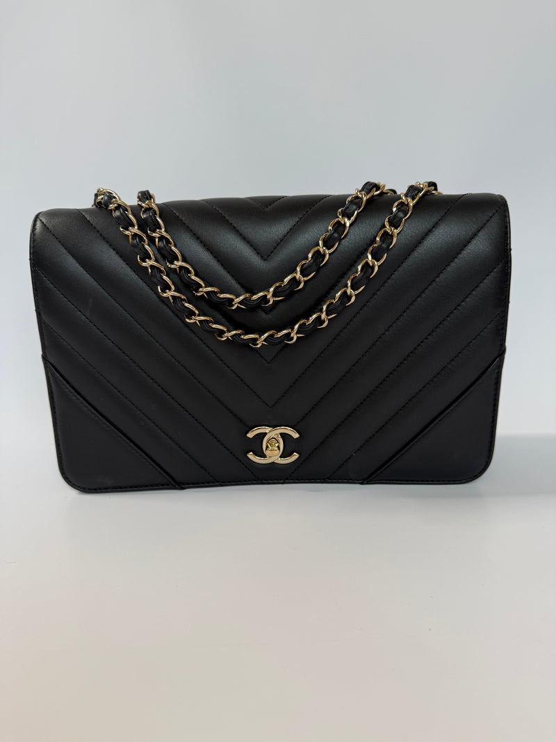 Chanel Medium Flap Bag In Chevron Lambskin PGHW