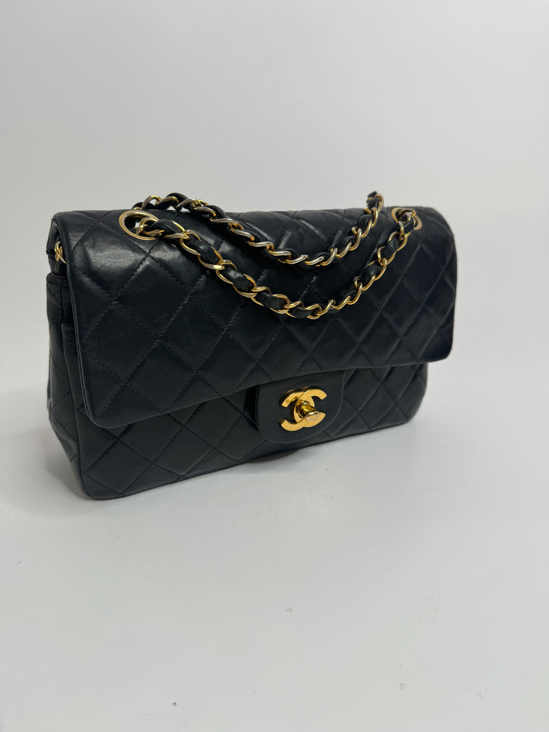 Chanel Vintage Small Classic Double Flap GHW