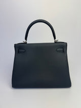 Hermès Kelly 28 In Gris Misty Togo Leather With PHW