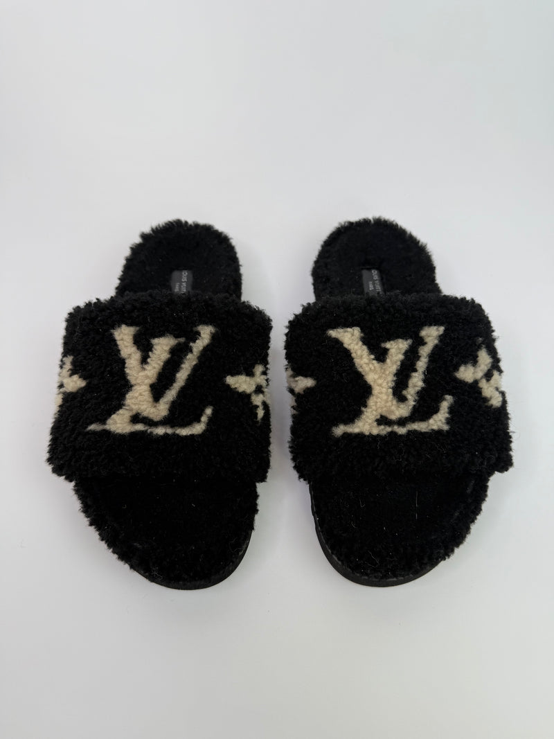 Louis Vuitton Shearling Bom Dia Flat Mules (Size 39/UK6)