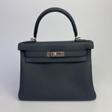 Hermès Kelly 28 In Gris Misty Togo Leather With PHW