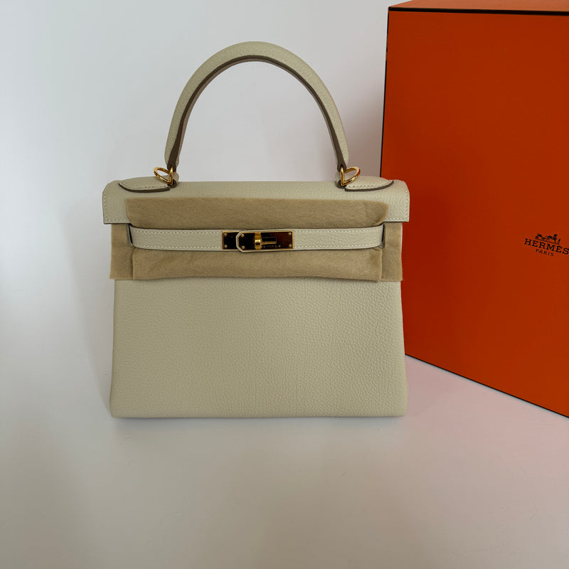 Hermès Kelly 28 In Craie Togo Leather GHW