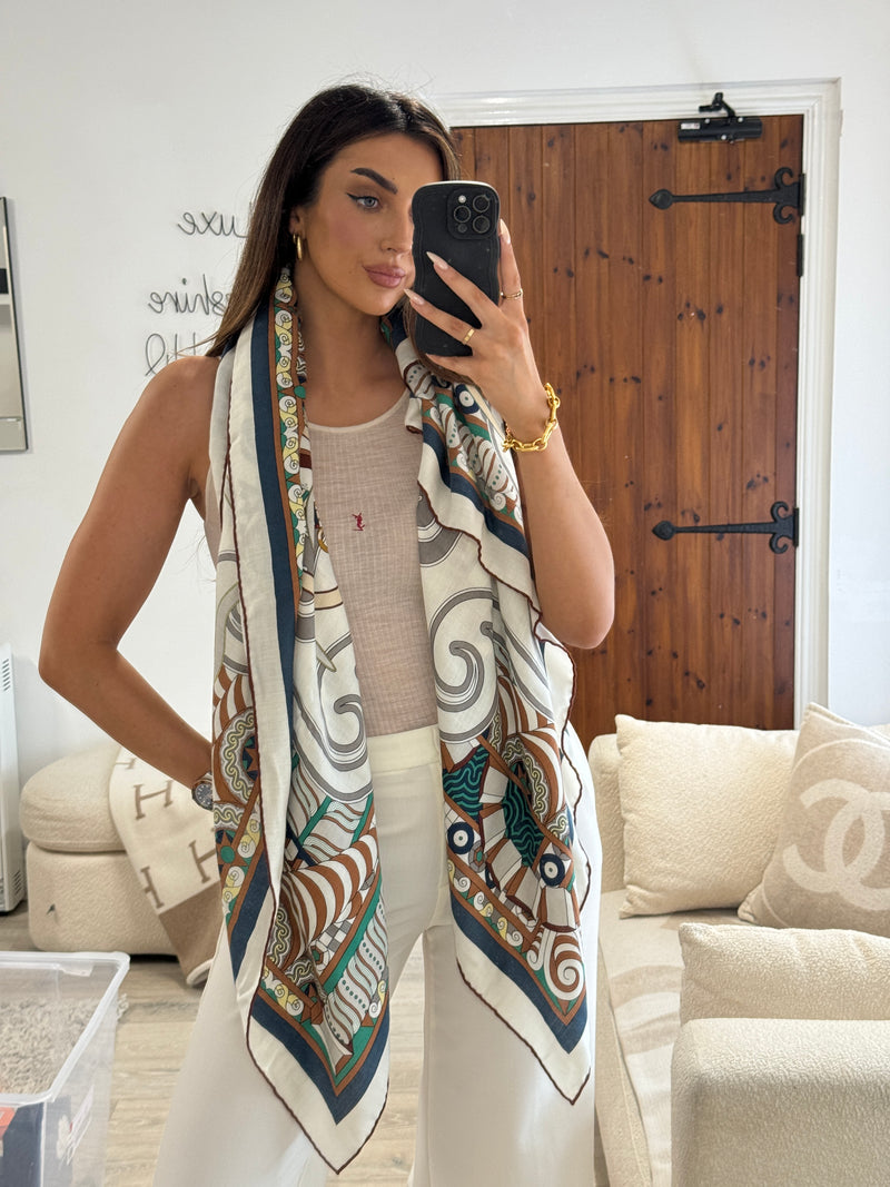 Hermès Harnais en Rosace shawl 140