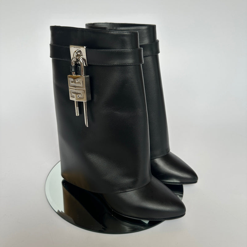 Givenchy Shark Lock Ankle Boots In Leather (Size 38/UK5)