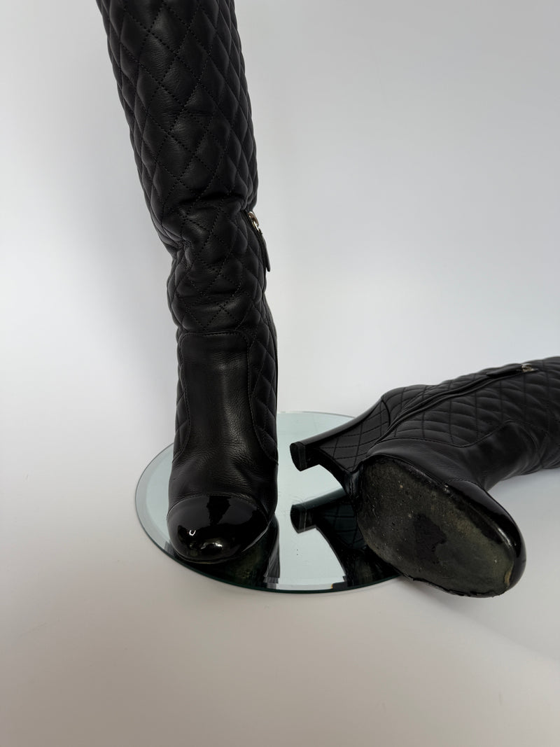 Chanel Diamond Quilted Knee Boots (Size 37.5/UK4.5)