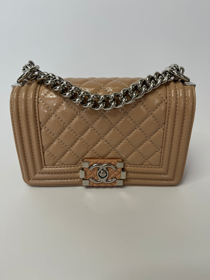 Chanel boy bag nude sale