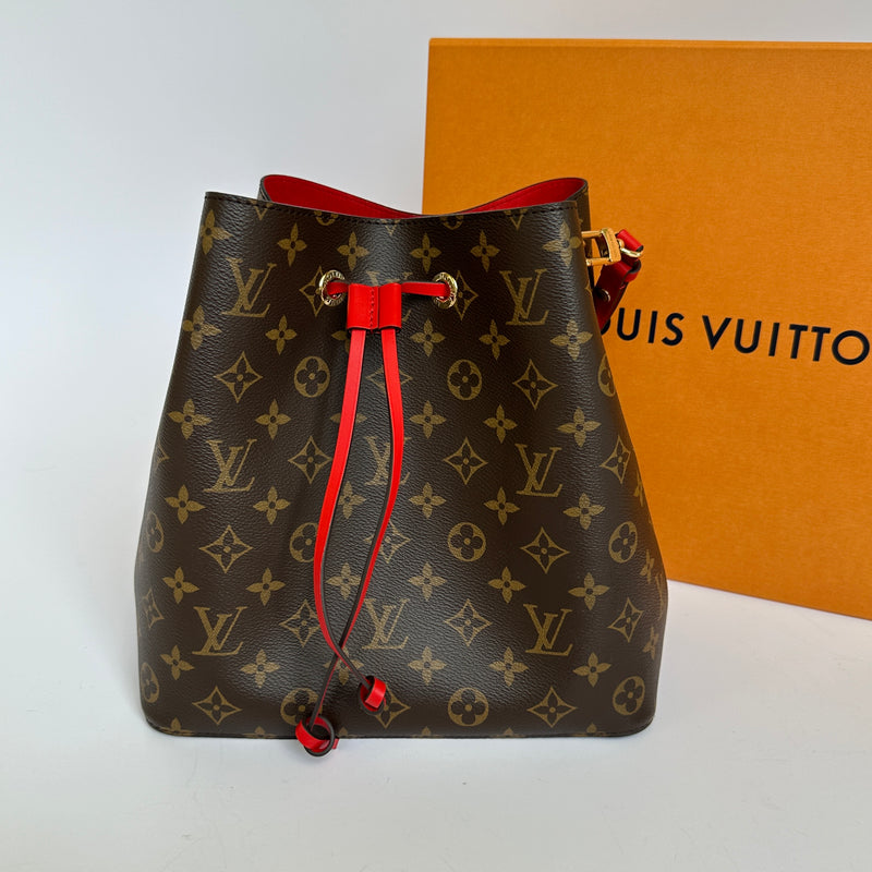 Louis Vuitton NéoNóe Bucket Bag