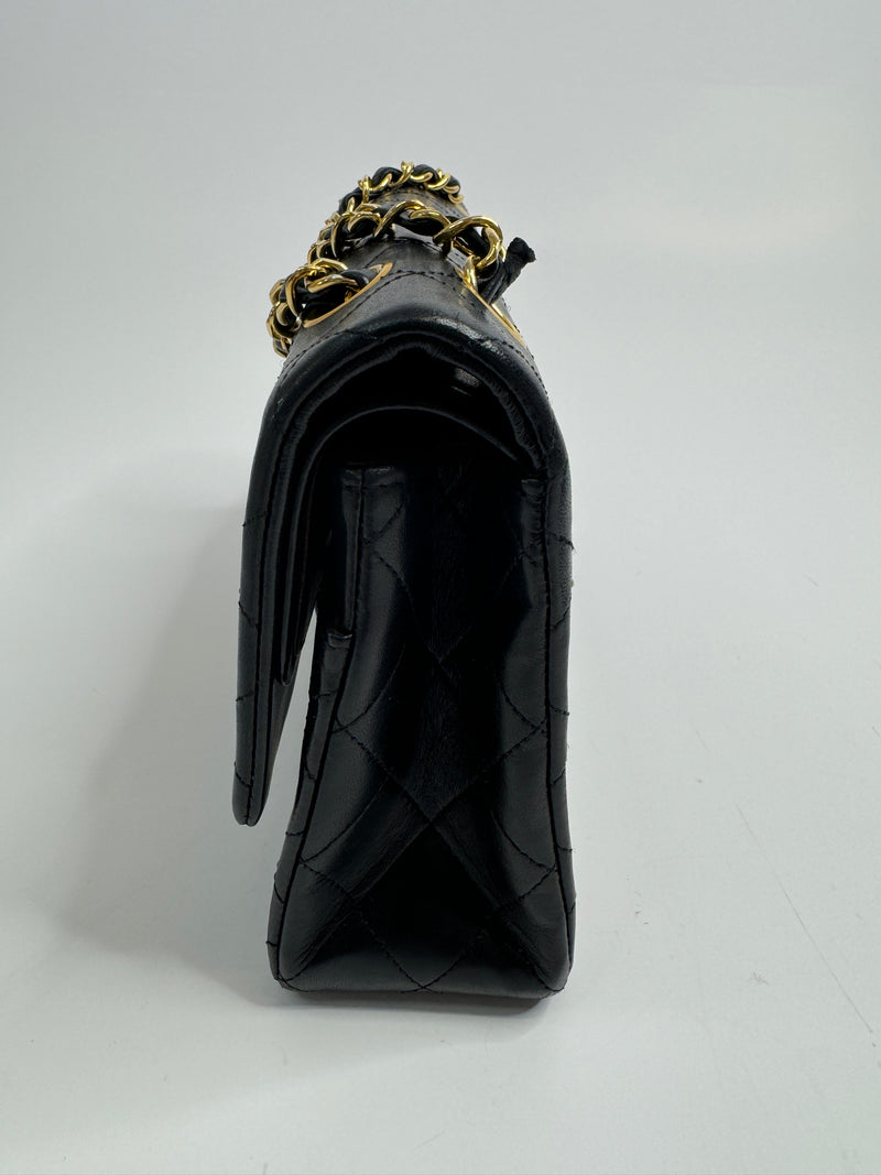 Chanel Vintage Black Lambskin Leather Medium Classic Double Flap