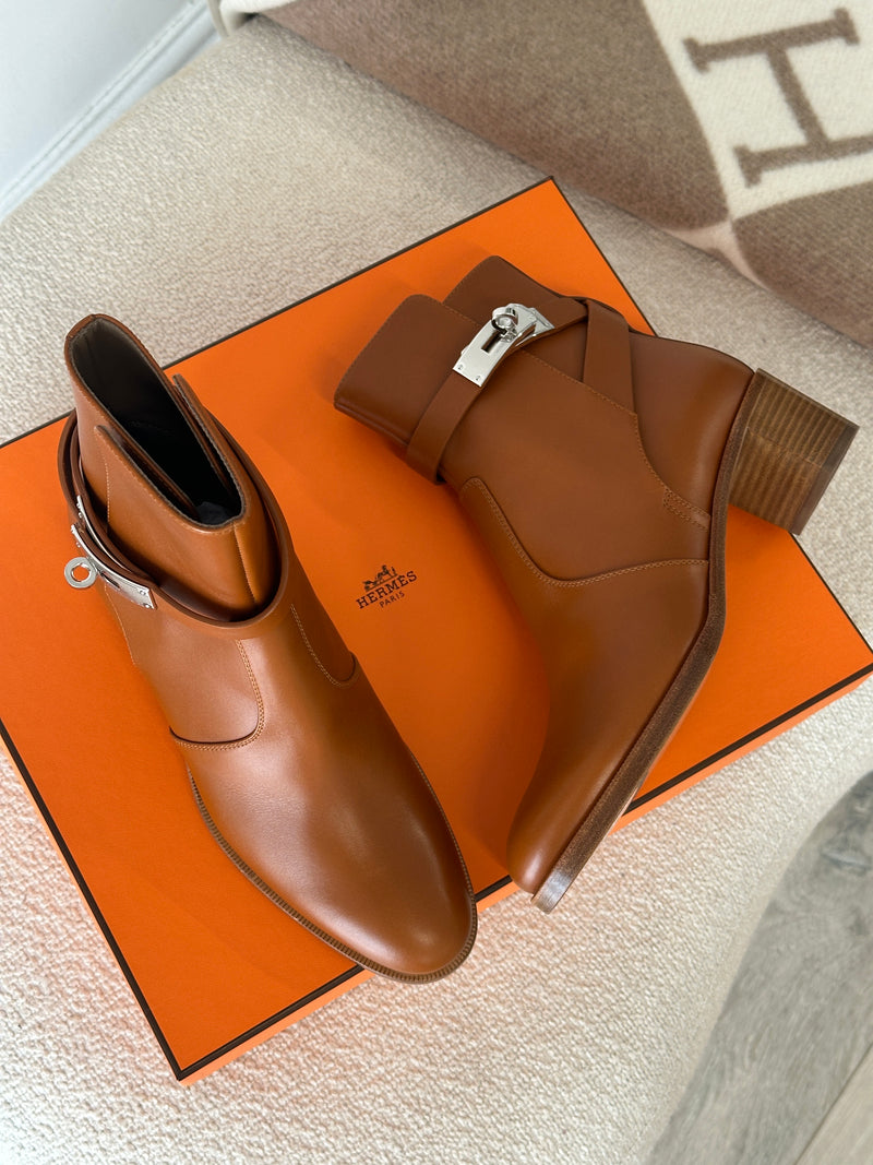Hermès Frenchie 50 Ankle Boots (EU 37.5/ UK 4.5)