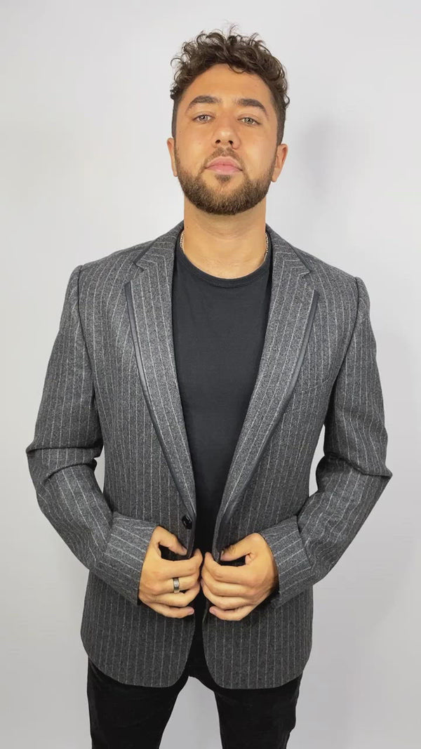 Dolce & Gabbana Wool Jacket in Grey (Size 52)